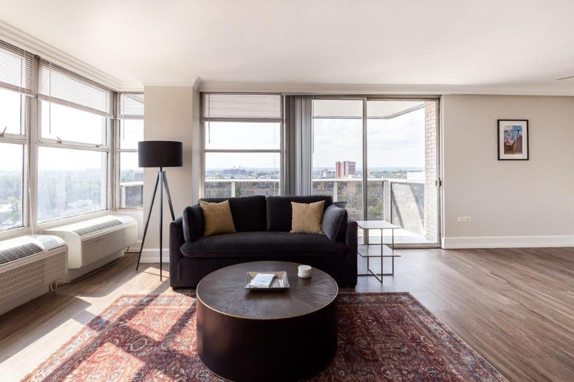 Cozysuites 800 Tower 1Br With Gym! 10 لويفيل المظهر الخارجي الصورة