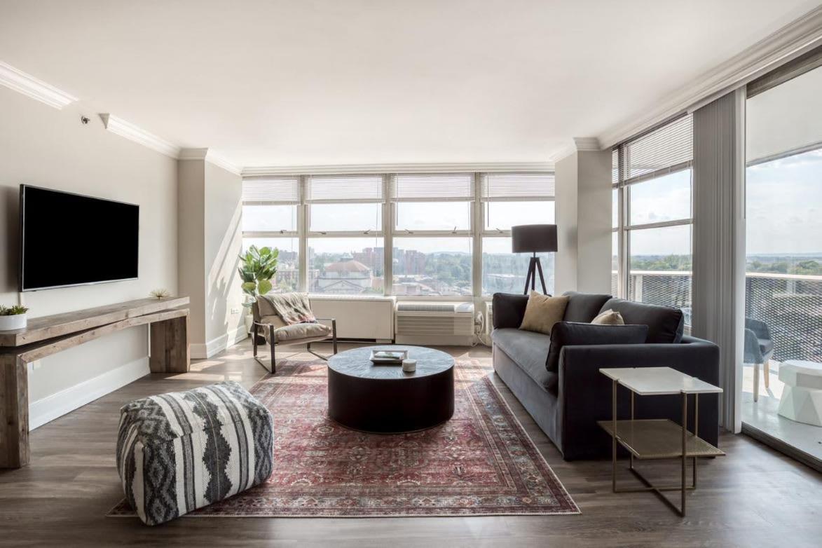 Cozysuites 800 Tower 1Br With Gym! 10 لويفيل المظهر الخارجي الصورة