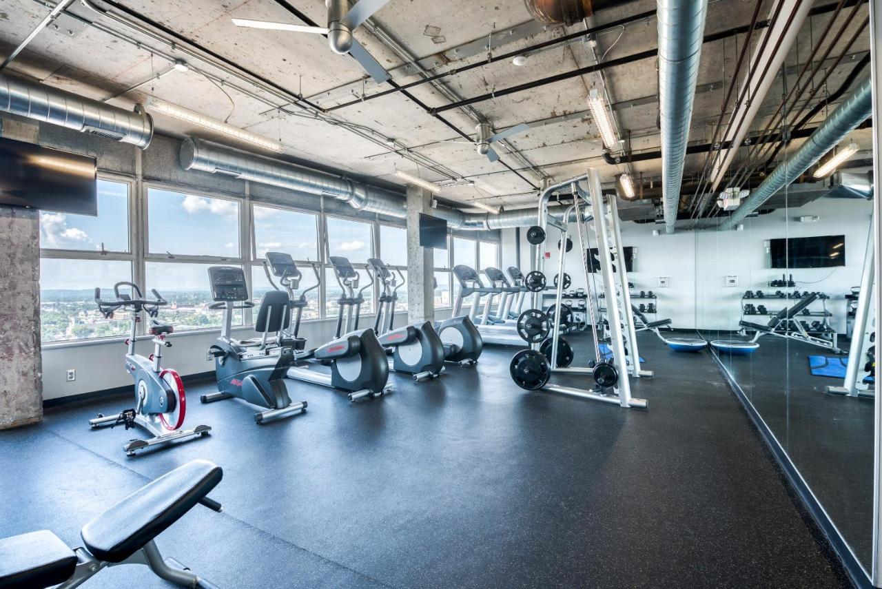 Cozysuites 800 Tower 1Br With Gym! 10 لويفيل المظهر الخارجي الصورة